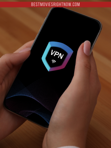 someone holding a phone that's connected to VPN